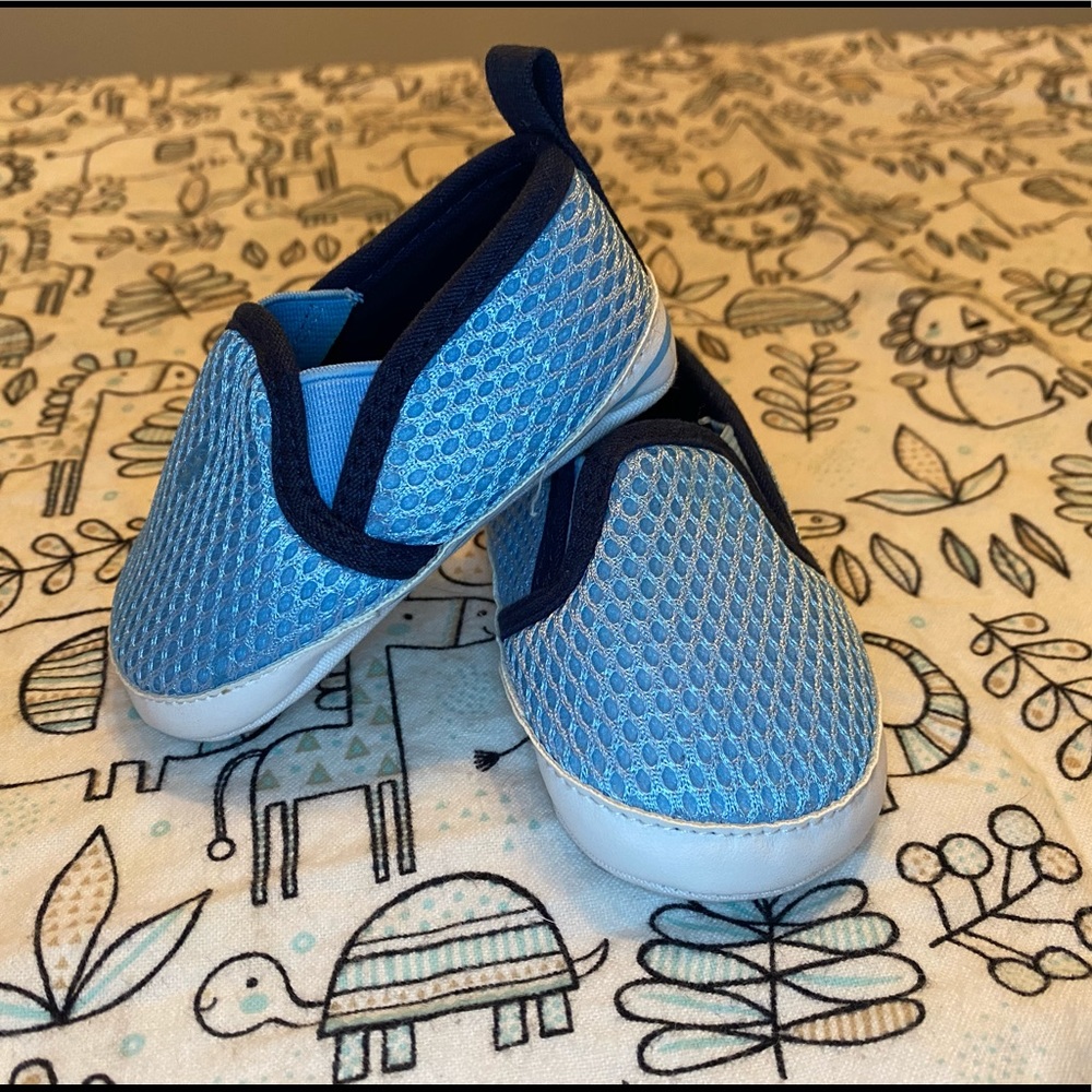 Revo Boys Infant Crib Slip on Shoe